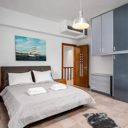 Diamanti Prime Location Vila