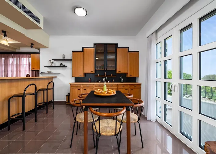 Diamanti Prime Location Rhodes City