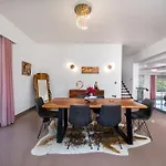 Villa Diamanti Prime Location