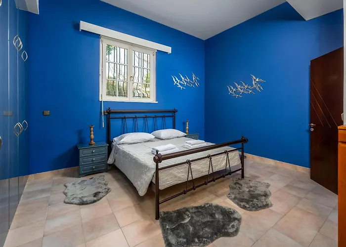 Diamanti Prime Location Rhodes City